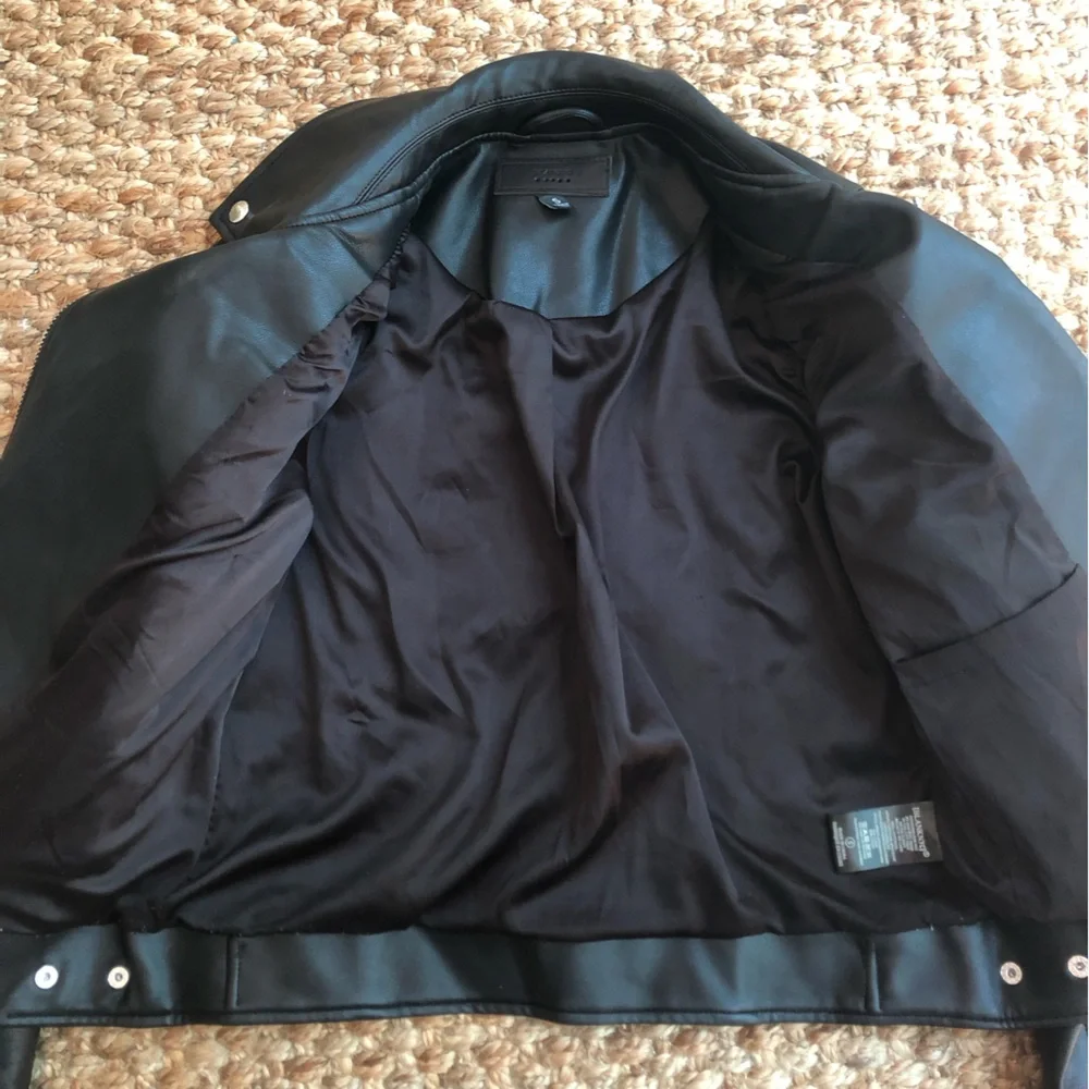 Blank NYC Vegan Moto Jacket. Size Small - Picture 8 of 15